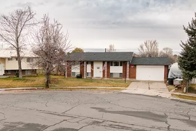 1167 W 2100 N, Clinton, UT 84015 - Photo 30