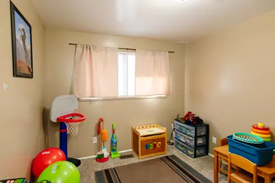 1167 W 2100 N, Clinton, UT 84015 - Photo 14