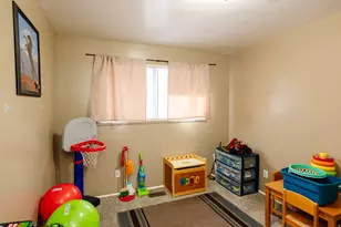 1167 W 2100 N, Clinton, UT 84015 - Photo 14