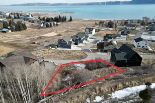 697 N Lochwood Dr, Garden City, UT 84028 - Photo 2