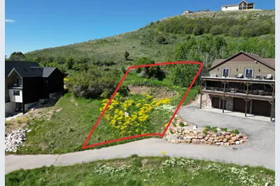 697 N Lochwood Dr, Garden City, UT 84028 - Photo 10