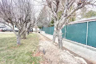 1350 N Main St, Mapleton, UT 84664 - Photo 36