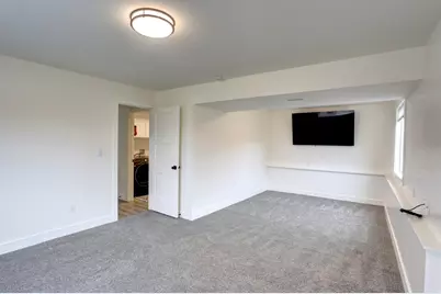 1350 N Main St, Mapleton, UT 84664 - Photo 22