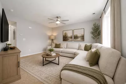 369 N Main St E #2, Orem, UT 84057 - Photo 8