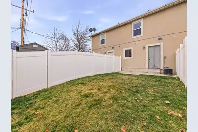 369 N Main St E #2, Orem, UT 84057 - Photo 16