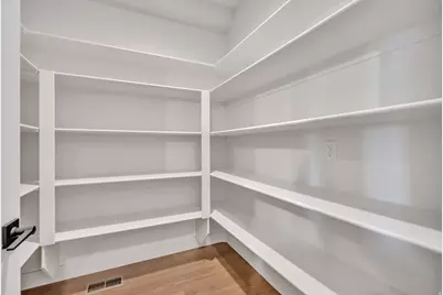 7633 S Woodtrail Way E, Sandy, UT 84047 - Photo 10