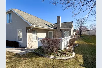 4719 W Valley Villa Dr S, West Valley, UT 84120 - Photo 4