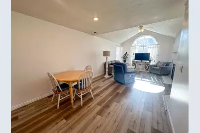 4719 W Valley Villa Dr S, West Valley, UT 84120 - Photo 8