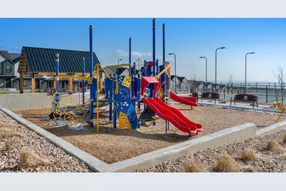 403 E Levengrove Dr #1142, Lehi, UT 84043 - Photo 2