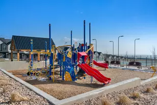 403 E Levengrove Dr, Lehi, UT 84043 - Photo 2