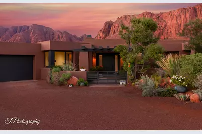 688 W Shinava Dr, Ivins, UT 84738 - Photo 2