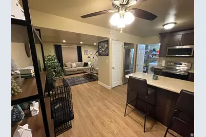 1997 E Parkridge Dr, Cottonwood Heights, UT 84121 - Photo 4