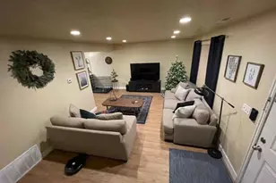 1997 E Parkridge Dr, Cottonwood Heights, UT 84121 - Photo 6