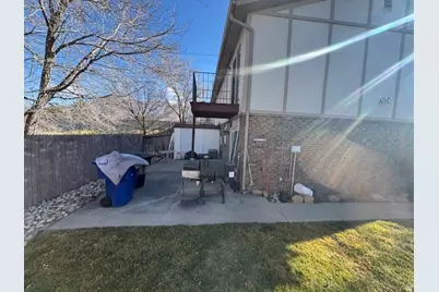 1997 E Parkridge Dr, Cottonwood Heights, UT 84121 - Photo 24