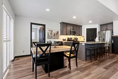 1151 W Honeycomb Dr, Grantsville, UT 84029 - Photo 8