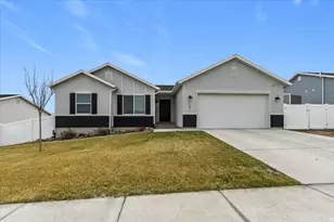 1151 W Honeycomb Dr, Grantsville, UT 84029 - Photo 2
