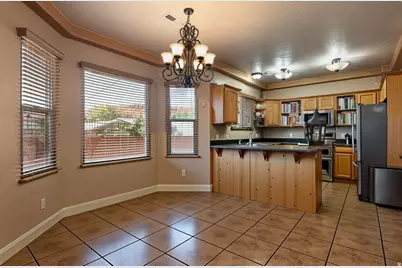 320 W Los Barancos Ln, Kanab, UT 84741 - Photo 8