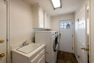 1357 S Ambassador Way, Salt Lake City, UT 84108 - Photo 24