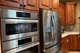 6623 S Hidden Cv, Cottonwood Heights, UT 84121 - Photo 14