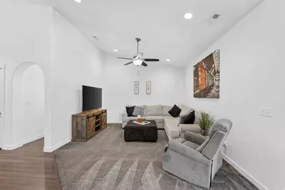 940 N Skipton W, North Salt Lake, UT 84054 - Photo 8