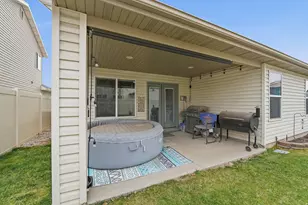 940 N Skipton W, North Salt Lake, UT 84054 - Photo 24