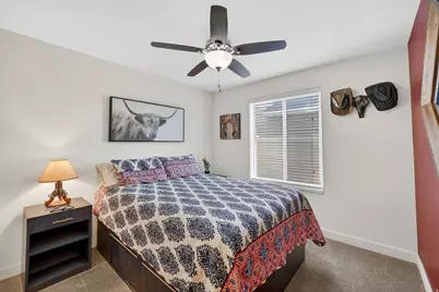 940 N Skipton W, North Salt Lake, UT 84054 - Photo 22