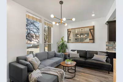 776 E Gables St, Midvale, UT 84047 - Photo 2