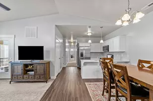 1776 W Newcastle Ln S, Saratoga Springs, UT 84045 - Photo 12