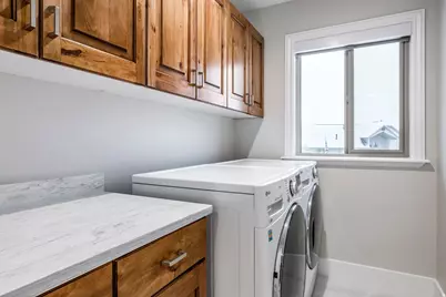 593 S Hidden Cir, North Salt Lake, UT 84054 - Photo 36