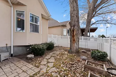 9928 S Cascade Dr, Sandy, UT 84070 - Photo 24