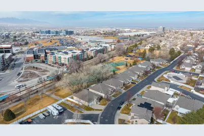 9928 S Cascade Dr, Sandy, UT 84070 - Photo 30