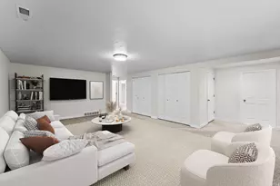 9928 S Cascade Dr, Sandy, UT 84070 - Photo 10