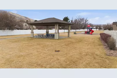 282 W 605 N #I, Centerville, UT 84014 - Photo 28