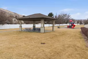 282 W 605 N, Centerville, UT 84014 - Photo 28