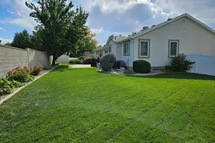 151 E Emilee Kaye Circle, Sandy, UT 84070 - Photo 24