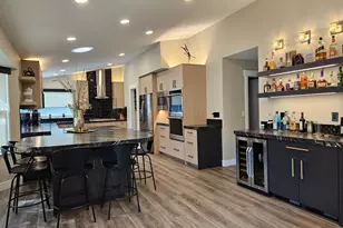 151 E Emilee Kaye Circle, Sandy, UT 84070 - Photo 4