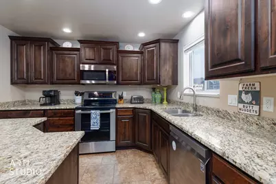 4403 W 5700 S, Hooper, UT 84315 - Photo 16