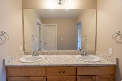 648 W Hale Ave, Moab, UT 84532 - Photo 22