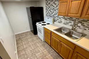 3918 W Mapleleaf Way S, West Jordan, UT 84088 - Photo 2