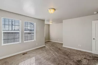 5653 W Pelican Ridge Ln, West Valley, UT 84118 - Photo 22