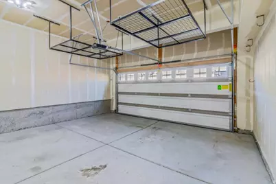 5653 W Pelican Ridge Ln, West Valley, UT 84118 - Photo 10