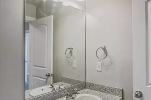 5653 W Pelican Ridge Ln, West Valley, UT 84118 - Photo 34