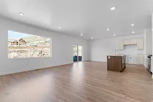 196 W Levengrove Dr, Lehi, UT 84048 - Photo 6