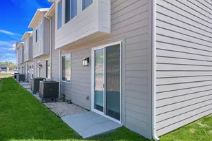 533 Blue Lk St, Garden City, UT 84028 - Photo 28