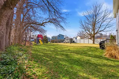 1048 E Cherry Ln, Layton, UT 84040 - Photo 20