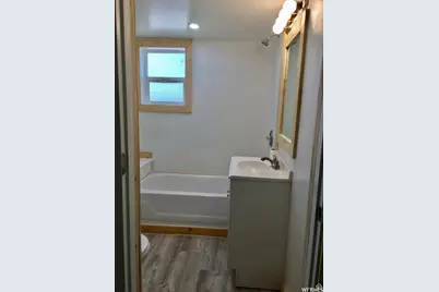 250 W 700 S #A/B, Richfield, UT 84701 - Photo 8