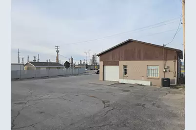 735 W 500 S, Woods Cross, UT 84087 - Photo 2