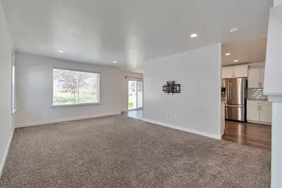 15077 S Gallant Dr W, Bluffdale, UT 84065 - Photo 10