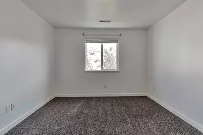 15077 S Gallant Dr W, Bluffdale, UT 84065 - Photo 14