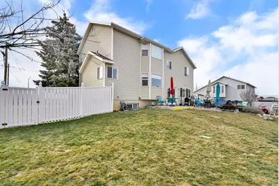 910 W 200 S, West Point, UT 84015 - Photo 28